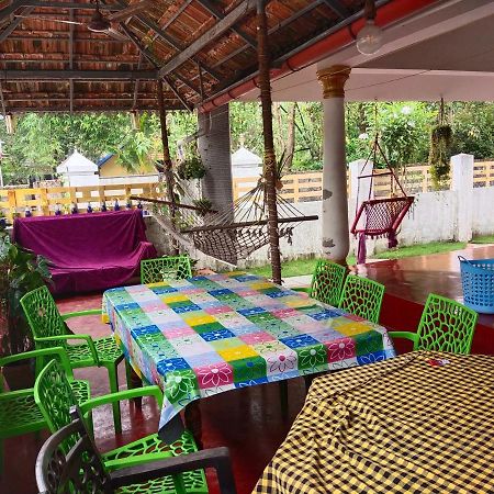 Marari Beach Clleetus Homestay Mararikulam Exteriör bild