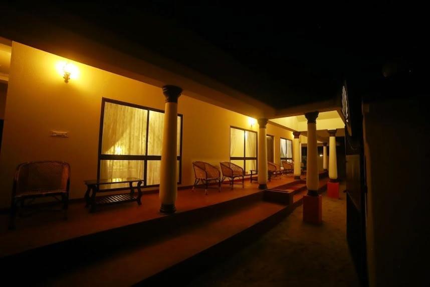 Marari Beach Clleetus Homestay Mararikulam Exteriör bild